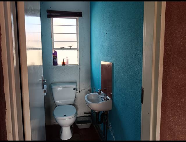 3 BEDROOM HOUSE FOR SALE IN RACEWAY